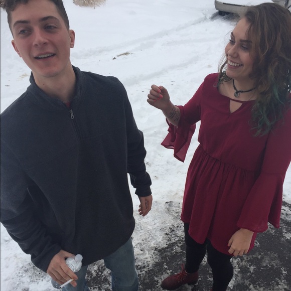 Red dress - Picture 1 of 1